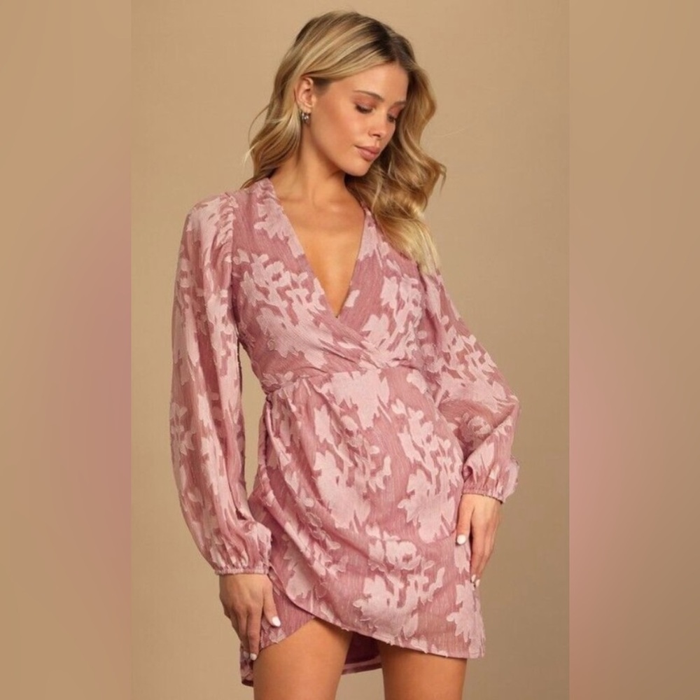 NWT Lulus Meant to Shine Mauve Floral Jacquard Long Sleeve Mini Dress